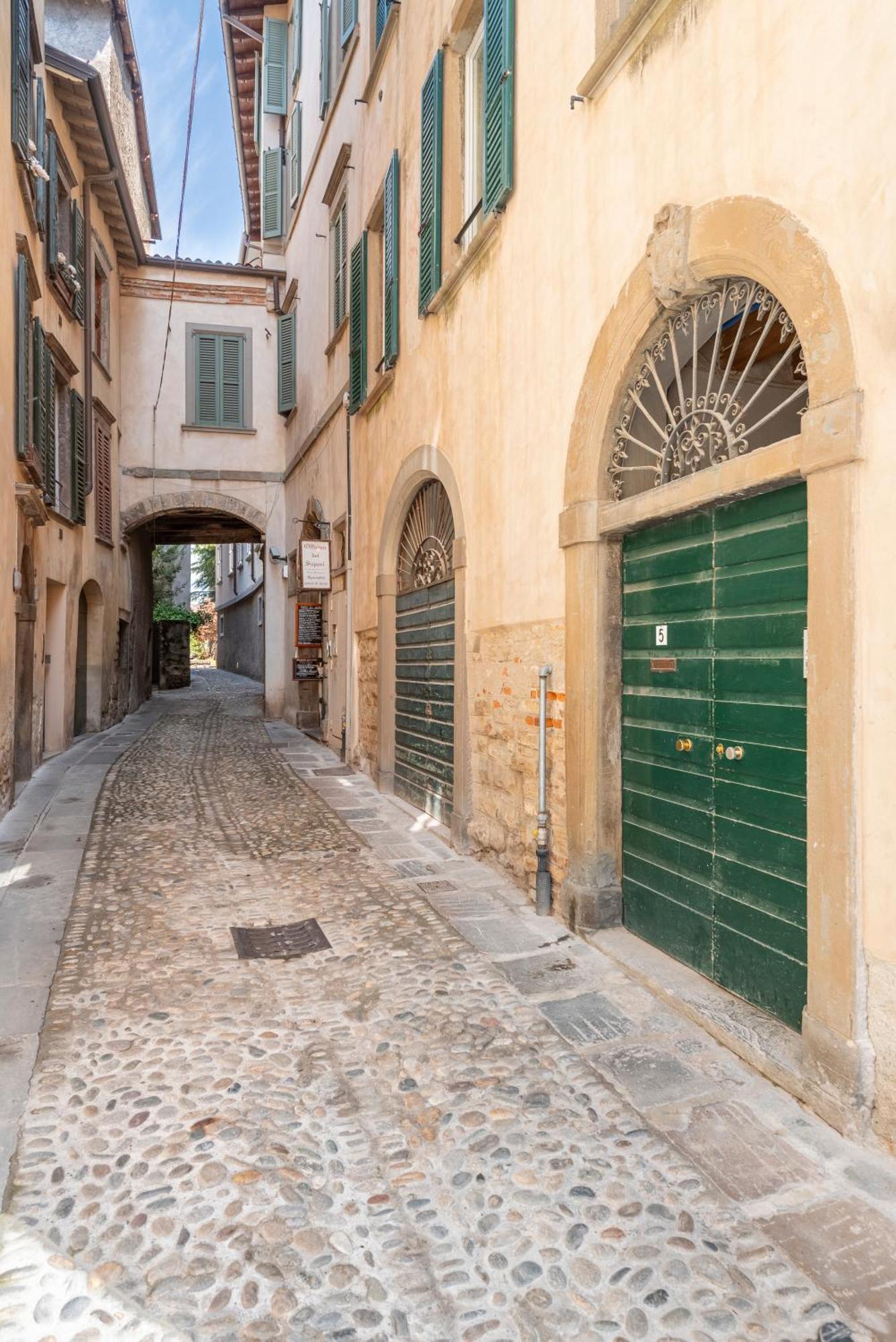 Golden Chic - Citta Alta Daire Bergamo Dış mekan fotoğraf