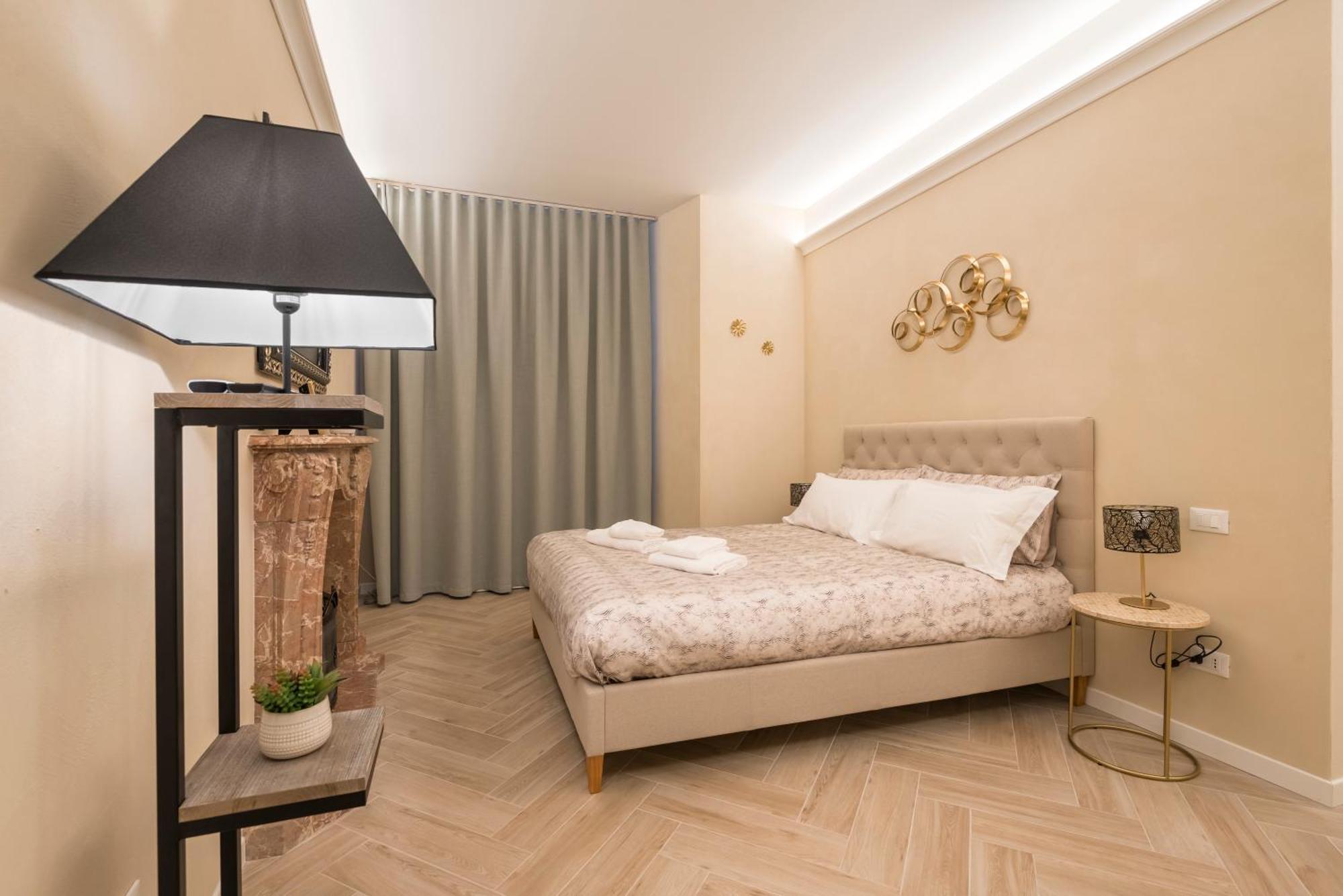 Golden Chic - Citta Alta Daire Bergamo Oda fotoğraf
